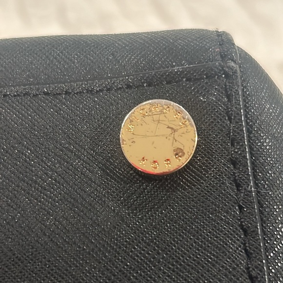 Michael Kors Jet Set Saffiano Leather Crossbody  Purse Shoulder Bag  Black Gold - Picture 10 of 13